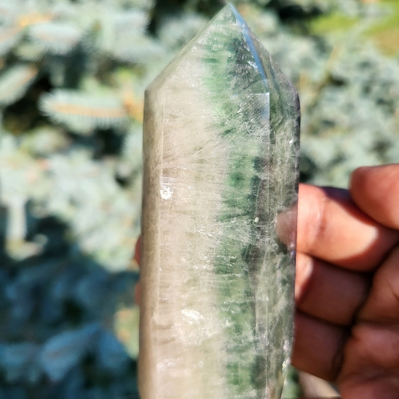 Rainbow Fluorite Tower / Wand / Obelisk / Fluorite - Picture 8 of 9